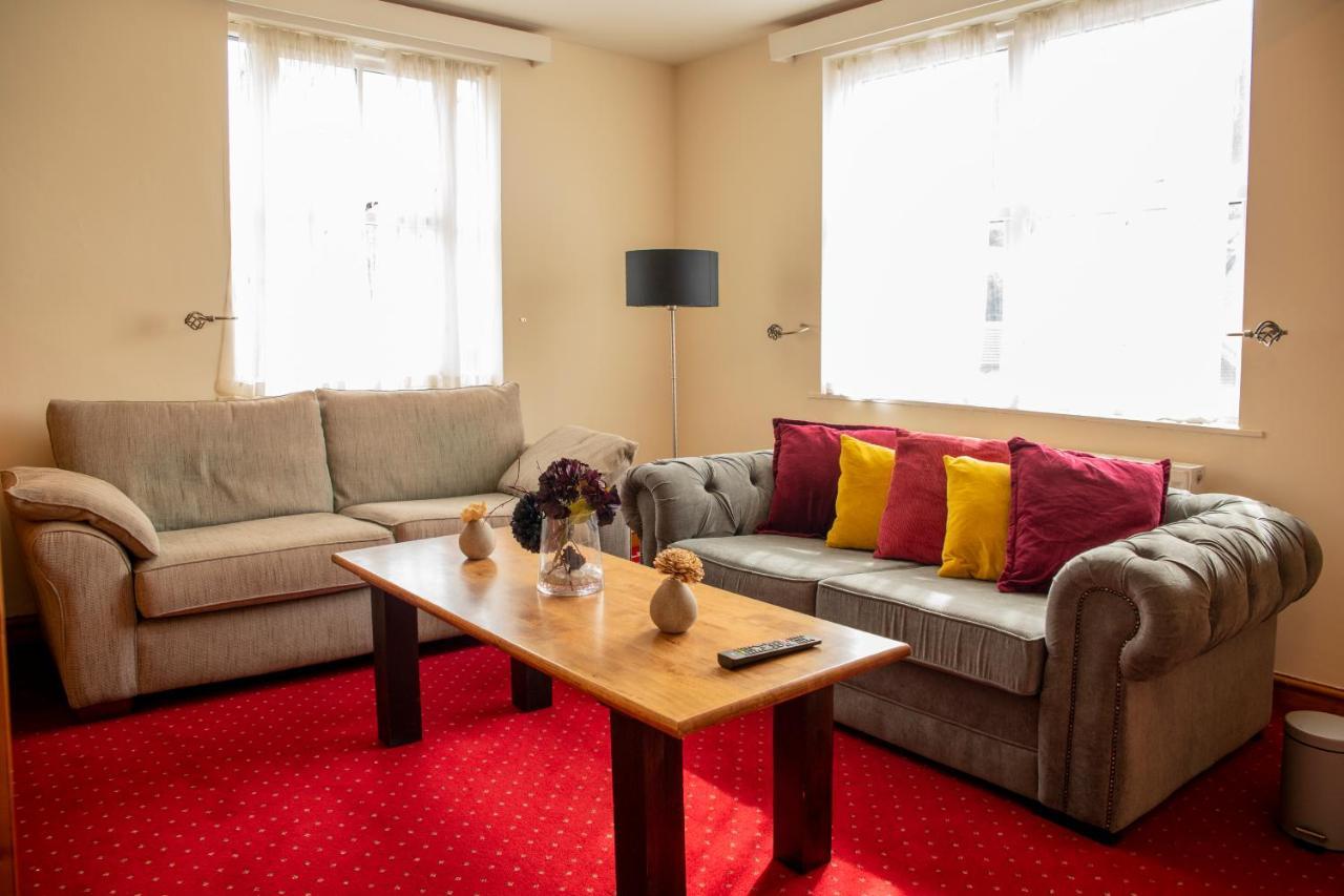 The Knighton Apartment ภายนอก รูปภาพ